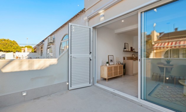 Venta - Bungalow -
Torrevieja - El Chaparral