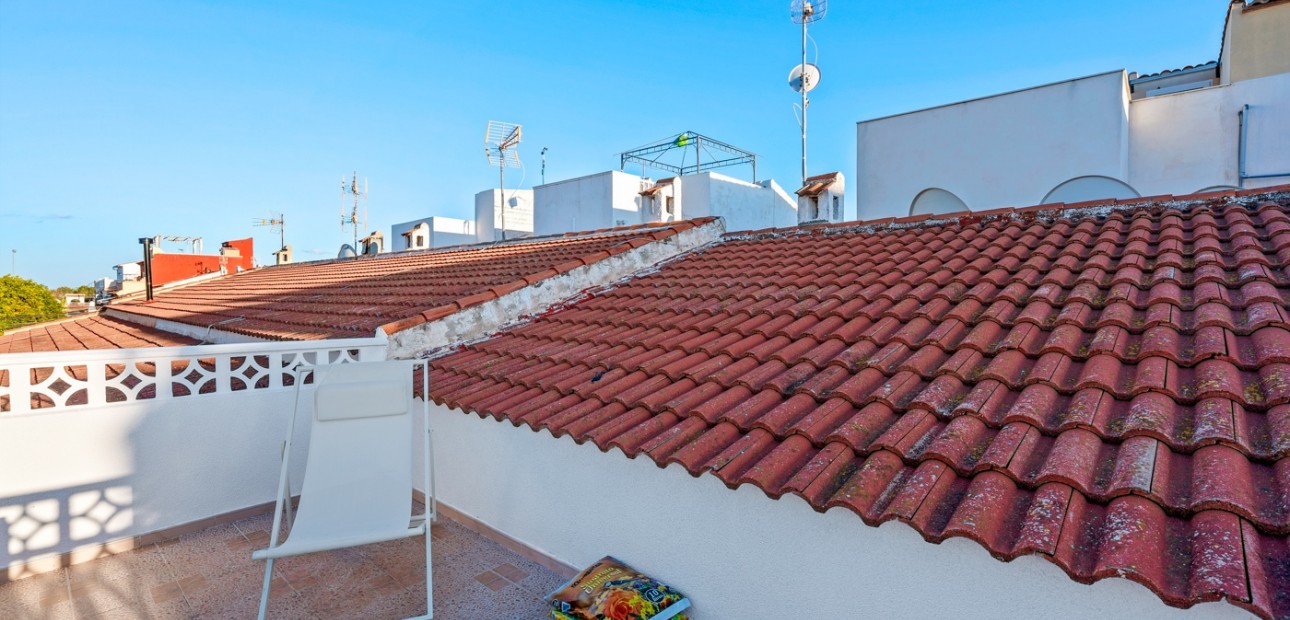 Venta - Bungalow -
Torrevieja - El Chaparral