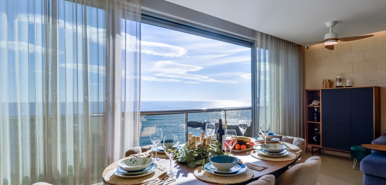 Herverkoop - duplex -
Altea