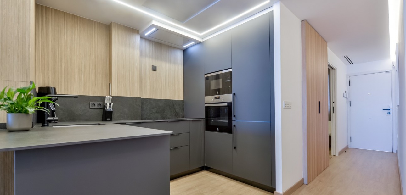 Herverkoop - duplex -
Altea