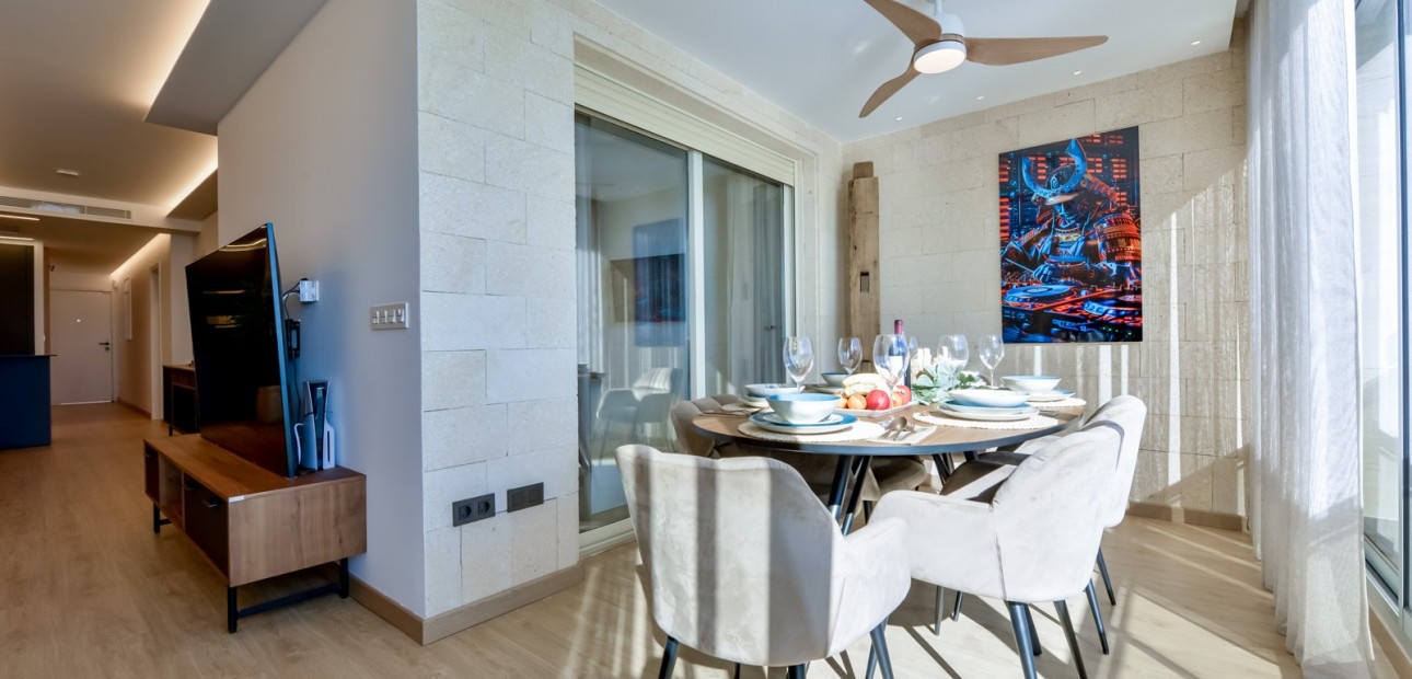 Herverkoop - duplex -
Altea