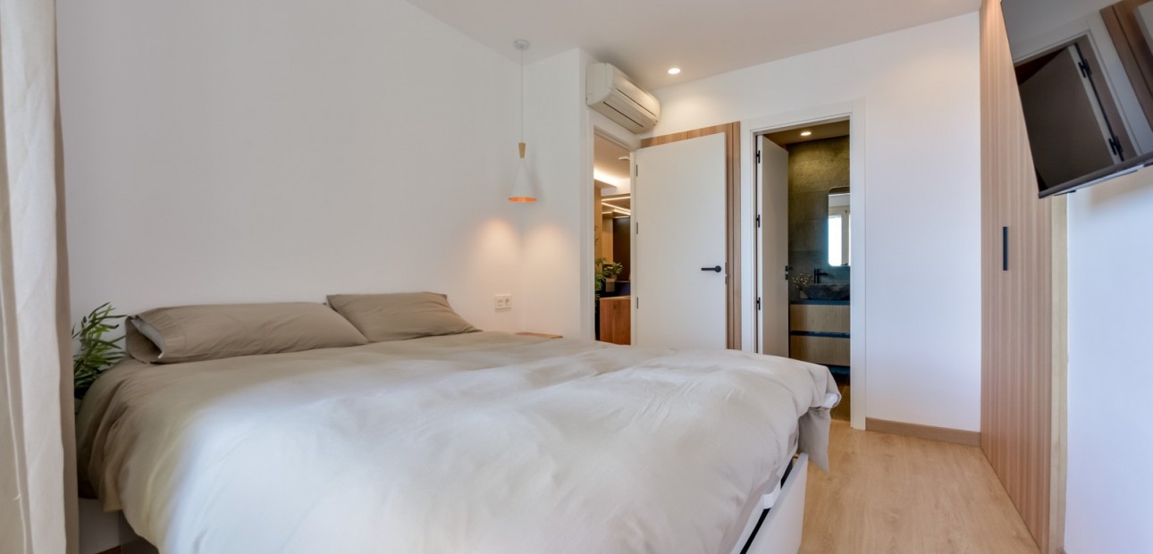 Herverkoop - duplex -
Altea