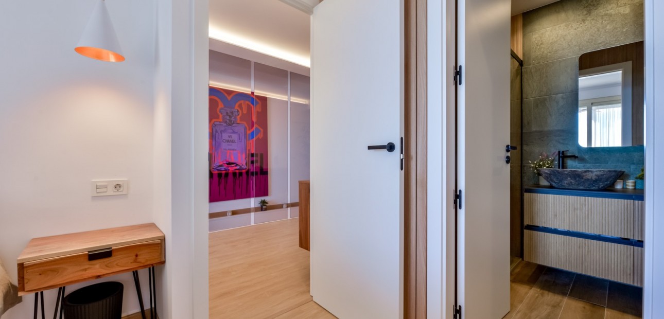 Herverkoop - duplex -
Altea