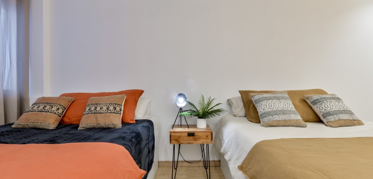 Herverkoop - duplex -
Altea