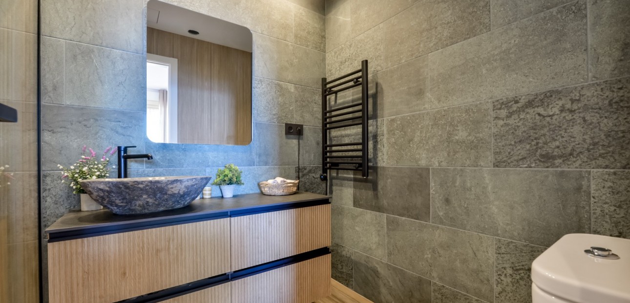 Herverkoop - duplex -
Altea