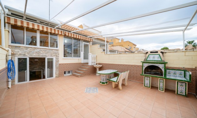 Venta - Adosado -
Ciudad Quesada - Doña Pepa