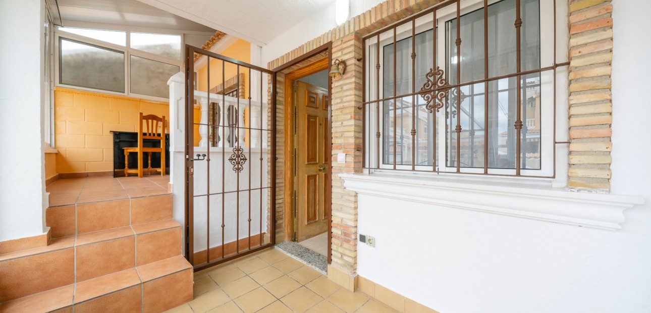 Venta - Adosado -
Ciudad Quesada - Doña Pepa