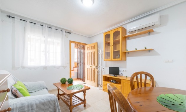 Venta - Adosado -
Ciudad Quesada - Doña Pepa