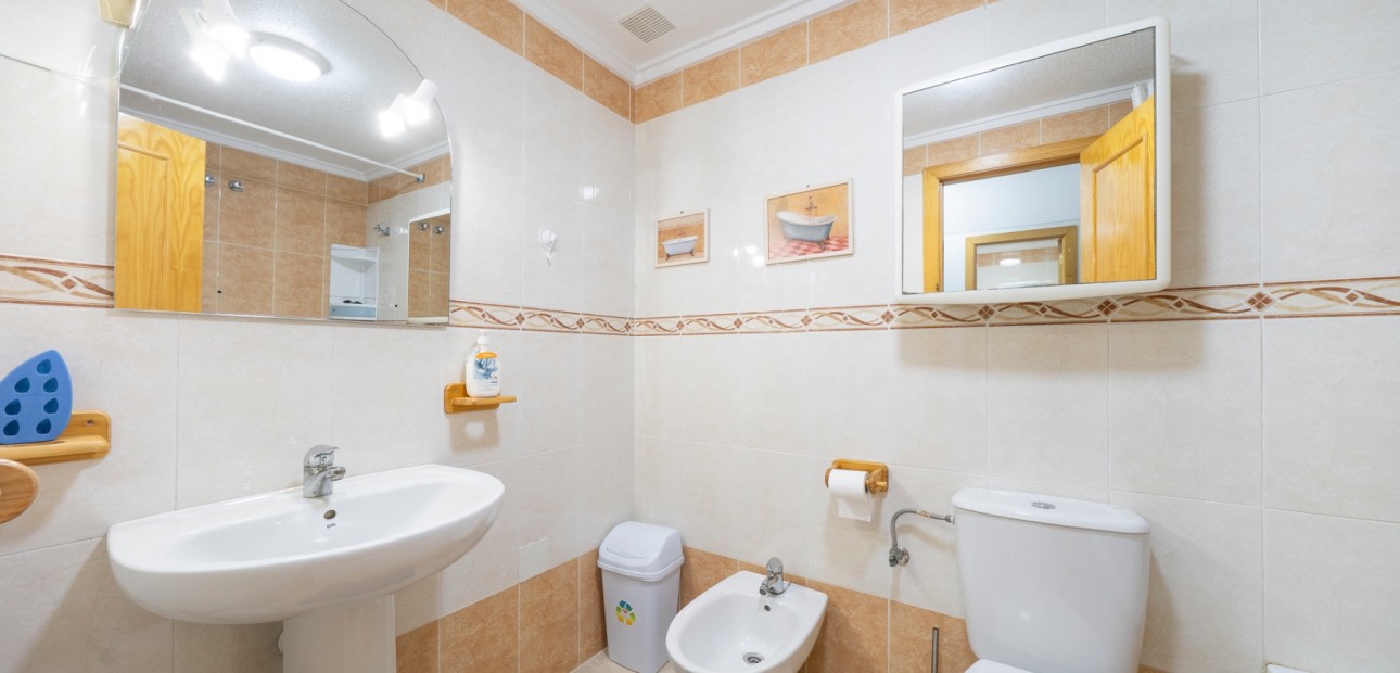 Venta - Adosado -
Ciudad Quesada - Doña Pepa