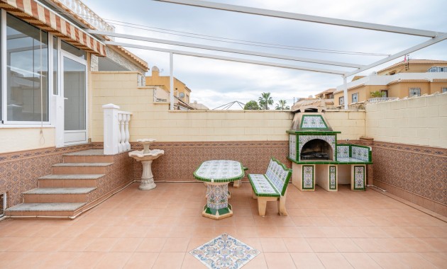 Venta - Adosado -
Ciudad Quesada - Doña Pepa