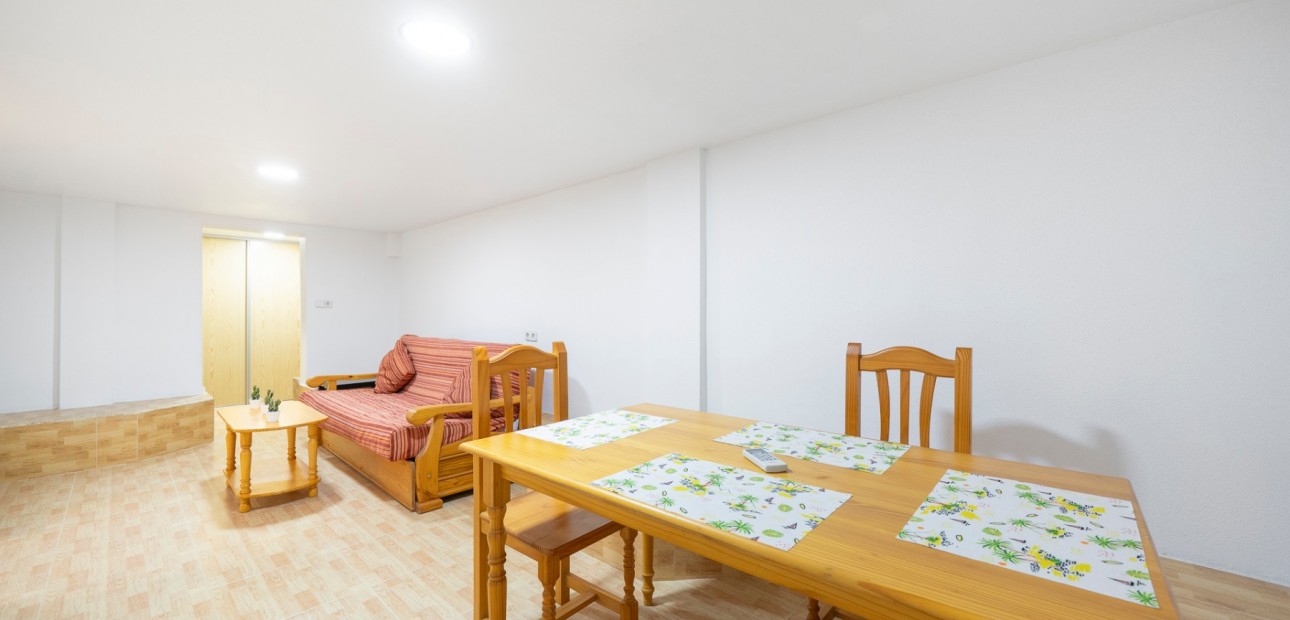 Venta - Adosado -
Ciudad Quesada - Doña Pepa