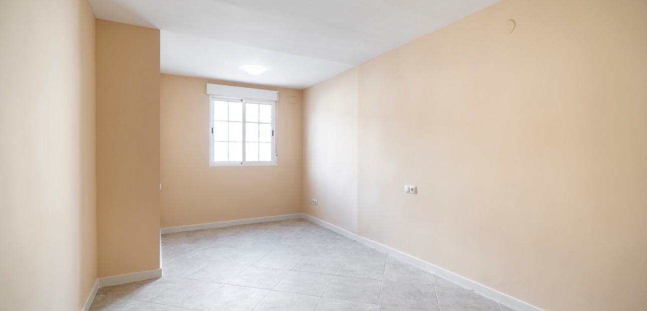 Herverkoop - Bungalow -
Torrevieja - El Chaparral