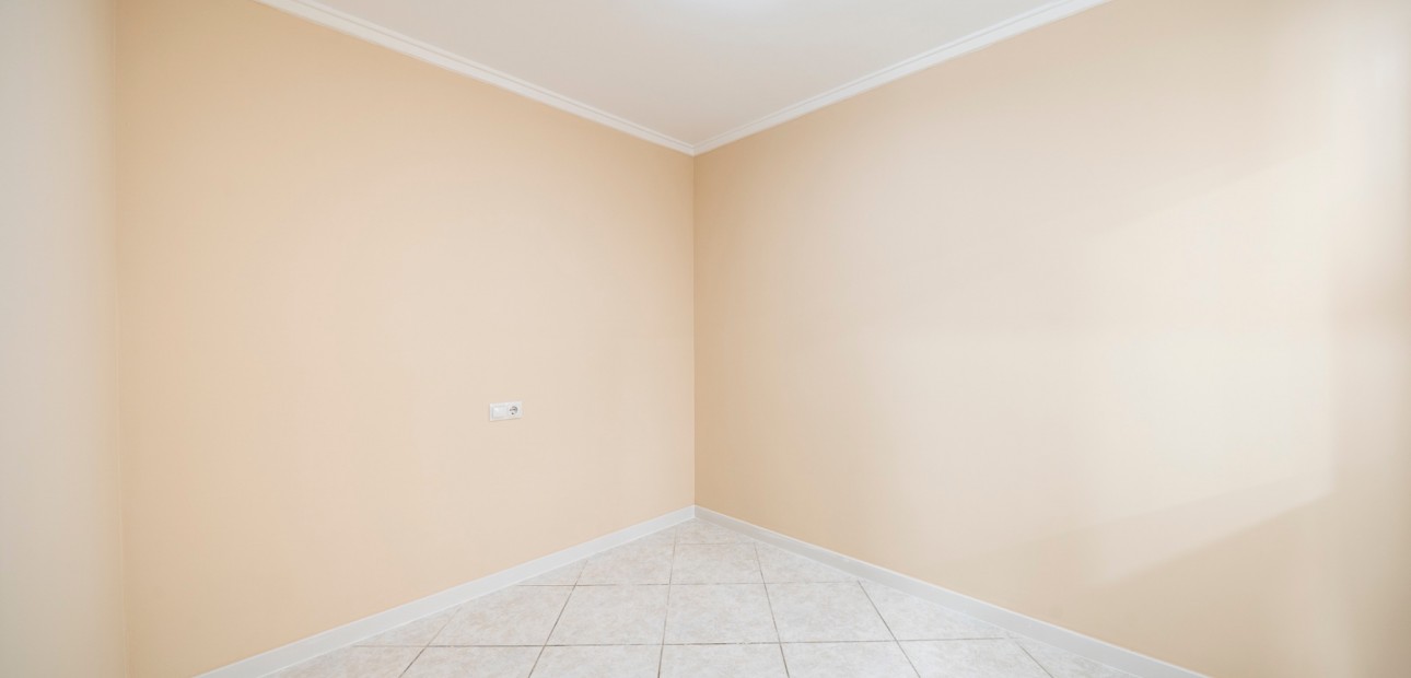 Herverkoop - Bungalow -
Torrevieja - El Chaparral