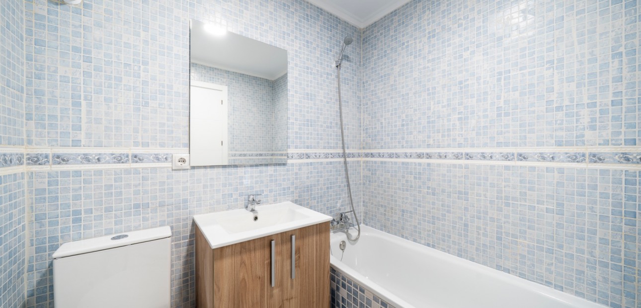 Herverkoop - Bungalow -
Torrevieja - El Chaparral