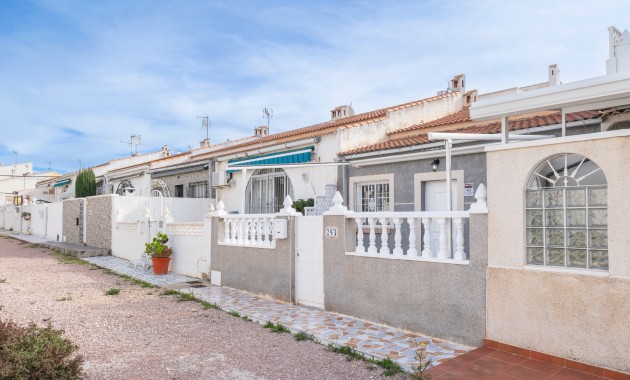Herverkoop - Bungalow -
Torrevieja - El Chaparral