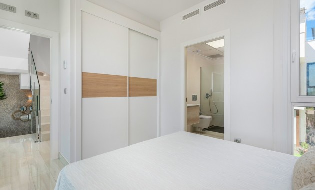 Nueva construcción  - Villa Laguna Azul -
La Manga del Mar Menor - Playa Honda