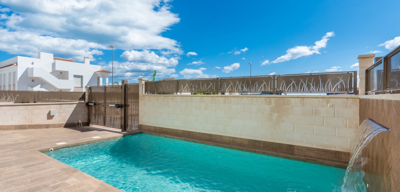 Nueva construcción  - Villa Laguna Azul -
La Manga del Mar Menor - Playa Honda