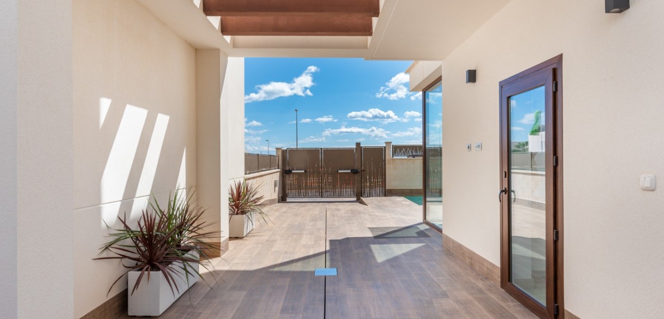 Nueva construcción  - Villa Laguna Azul -
La Manga del Mar Menor - Playa Honda