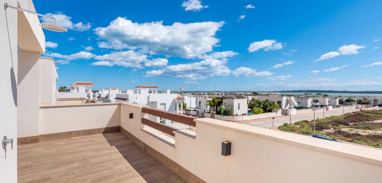 Nueva construcción  - Villa Laguna Azul -
La Manga del Mar Menor - Playa Honda