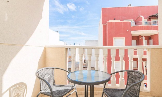 Venta - Apartamento / piso -
Torrevieja - Centro