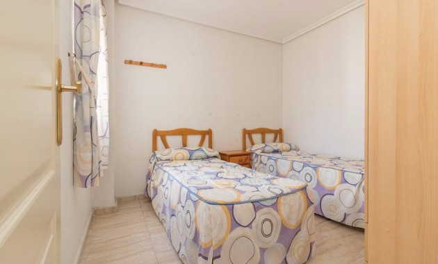 Venta - Apartamento / piso -
Torrevieja - Centro