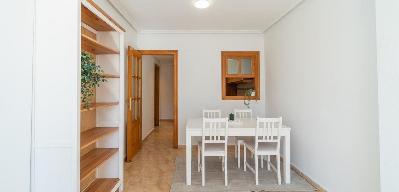 Venta - Ático -
Torrevieja - Centro