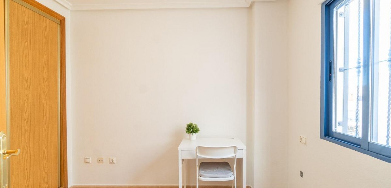 Venta - Ático -
Torrevieja - Centro