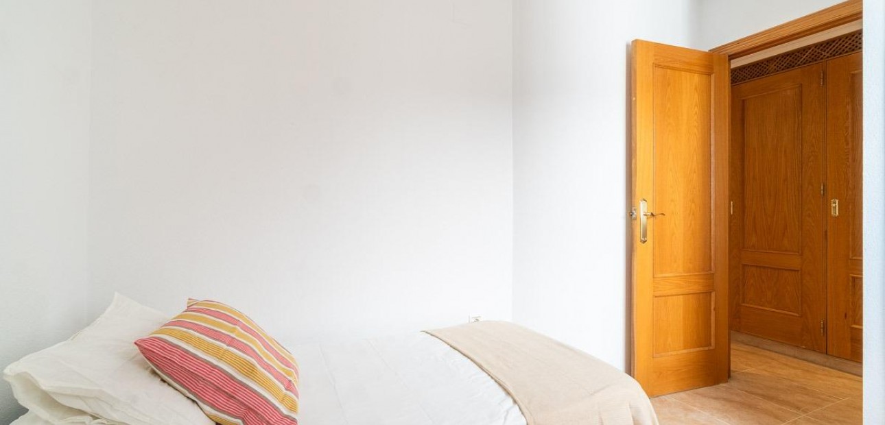 Venta - Ático -
Torrevieja - Centro