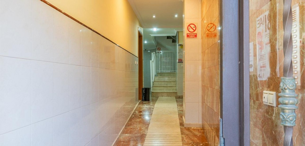 Venta - Ático -
Torrevieja - Centro