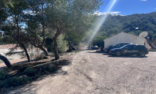 Sale - Country Property/Finca -
Torremendo