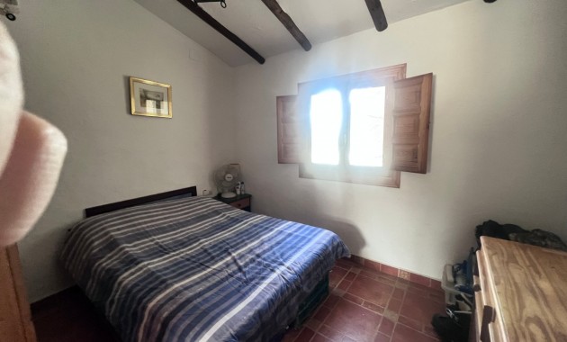 Sale - Country Property/Finca -
Torremendo