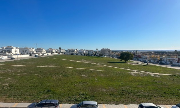 Venta - Apartamento / piso -
Orihuela - Entre Naranjos Vistabella