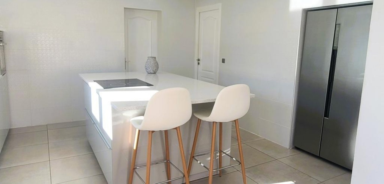 Venta - Villa -
Torrevieja - Centro