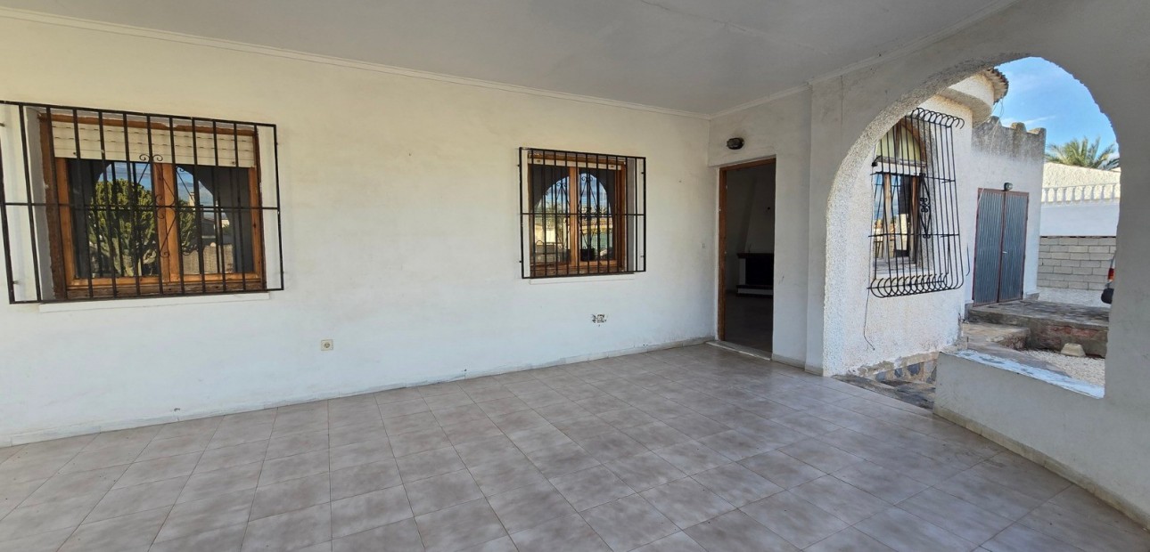Venta - Villa -
Torrevieja - El Chaparal