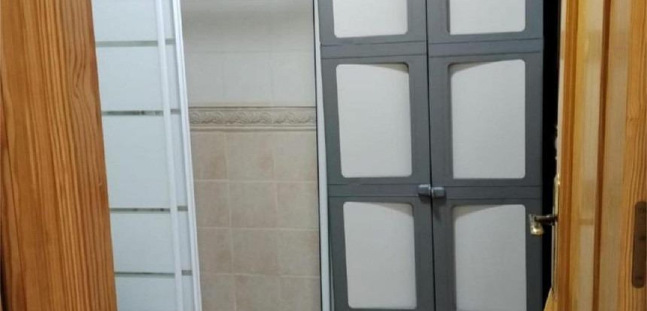 Venta - Apartamento / piso -
Guardamar del Segura - CENTRO