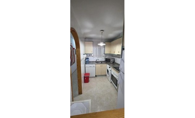 Venta - Apartamento / piso -
Torrevieja - Centro