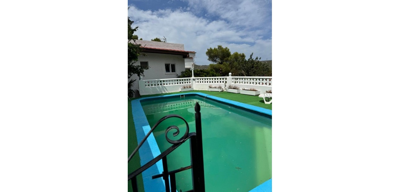 Venta - Villa -
Gandia - Urbanizaciones