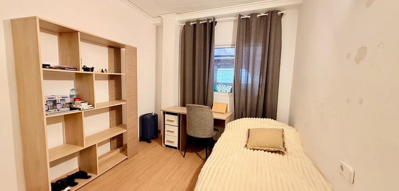 Venta - Villa -
Gandia - Urbanizaciones