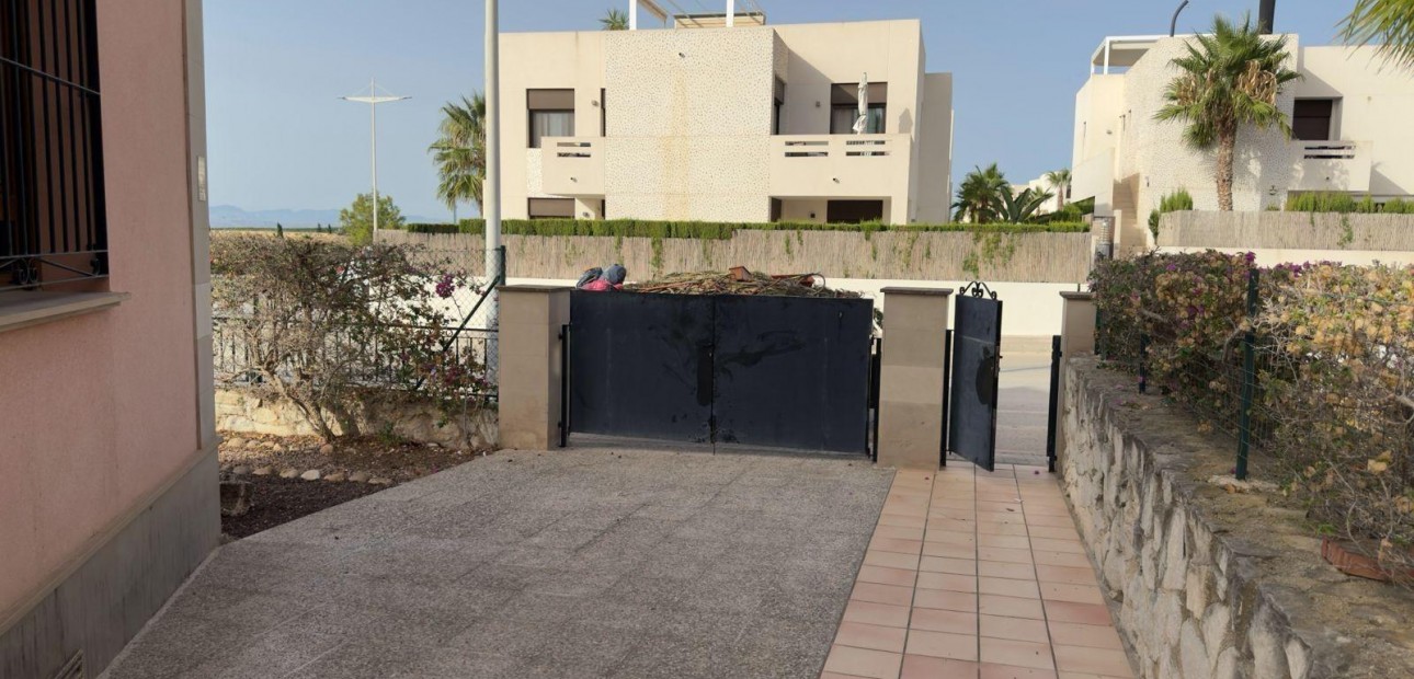 Venta - Villa -
Algorfa - Comunidad valenciana