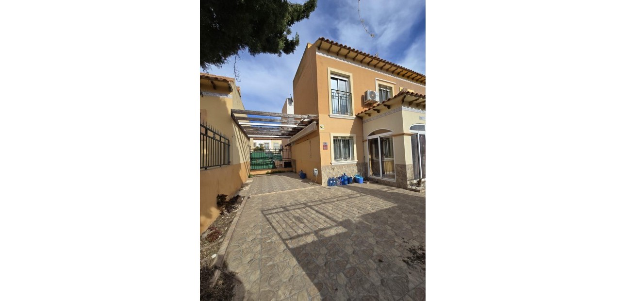 Venta - Duplex -
Torrevieja - Torretas