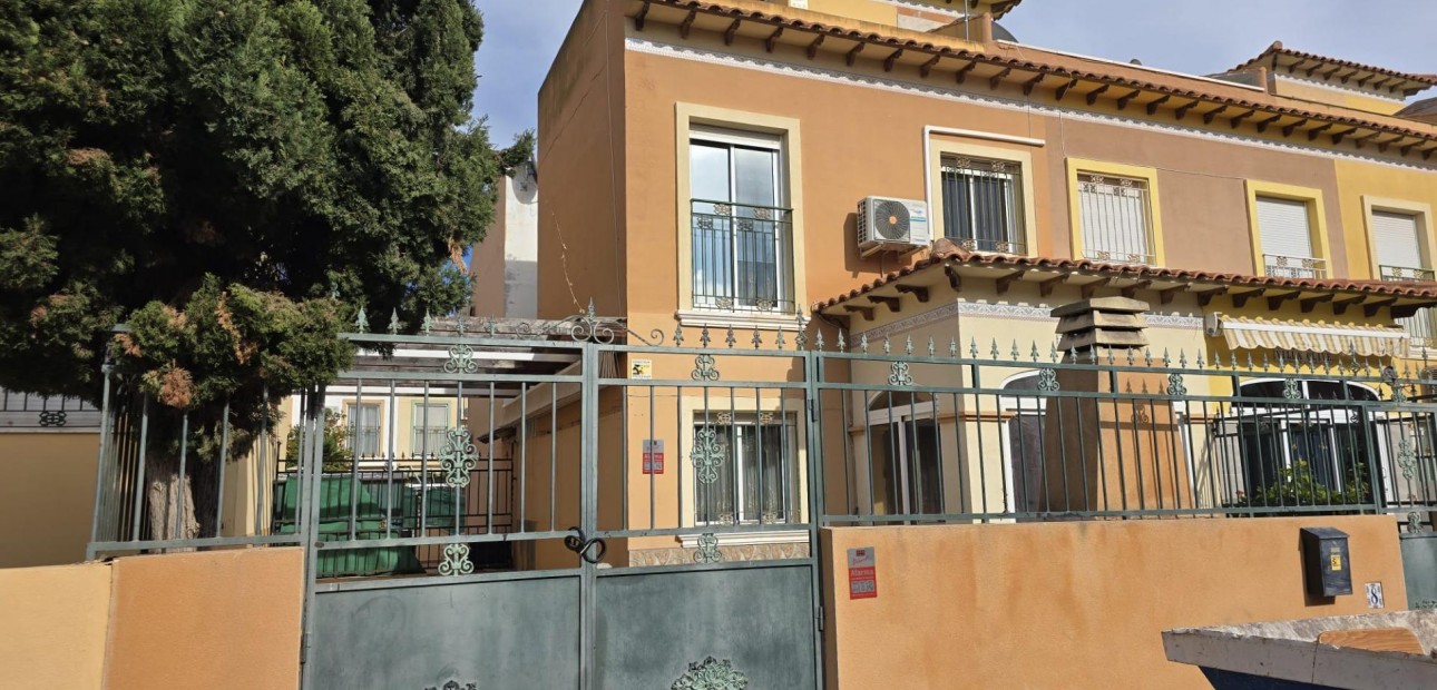 Venta - Duplex -
Torrevieja - Torretas