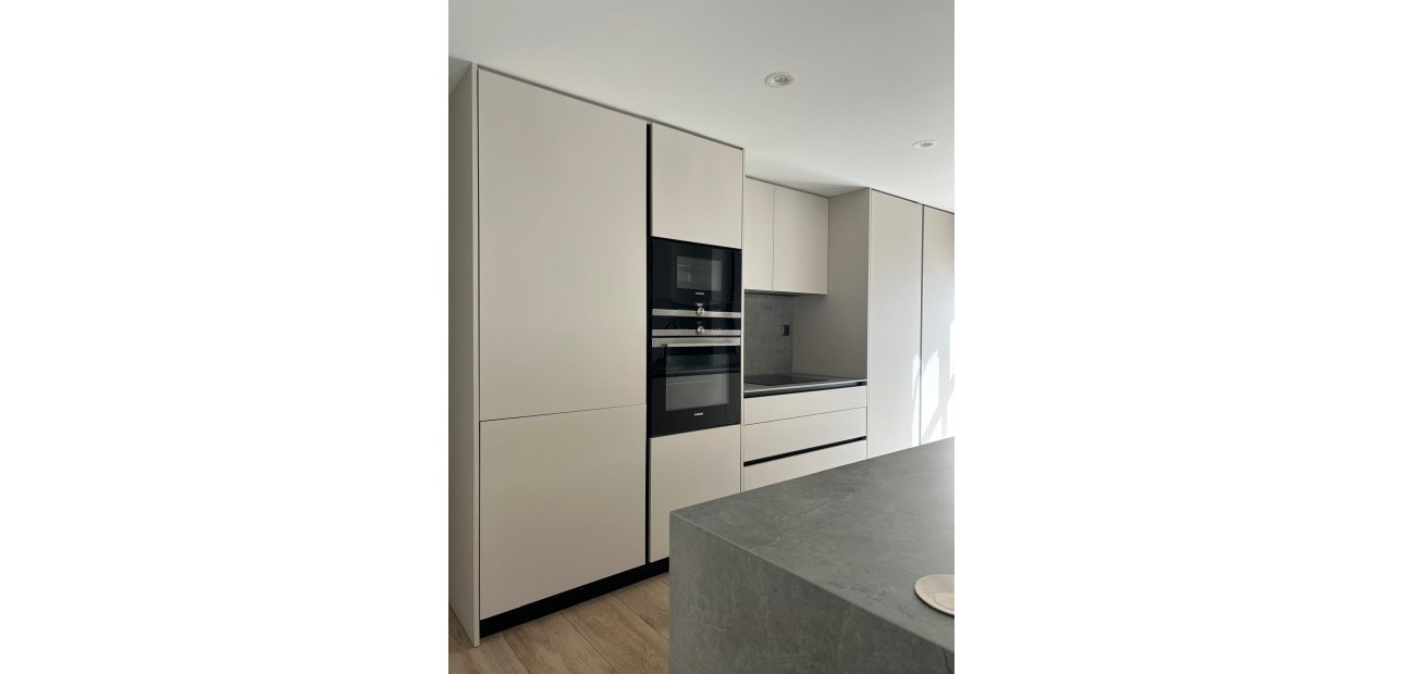 Venta - Apartamento / piso -
Alicante - Garbinet-Parque de las Avenidas