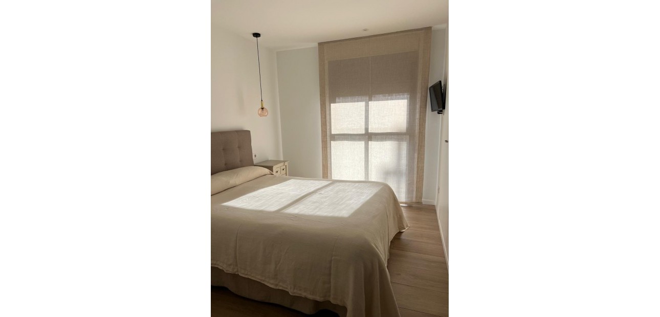 Venta - Apartamento / piso -
Alicante - Garbinet-Parque de las Avenidas