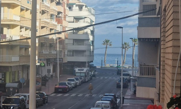 Venta - Apartamento / piso -
Torrevieja - Playa del cura