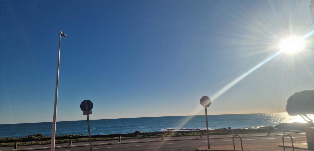 Venta - Apartamento / piso -
Torrevieja - Cabo cervera