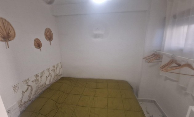 Venta - Apartamento / piso -
Torrevieja - Cabo cervera