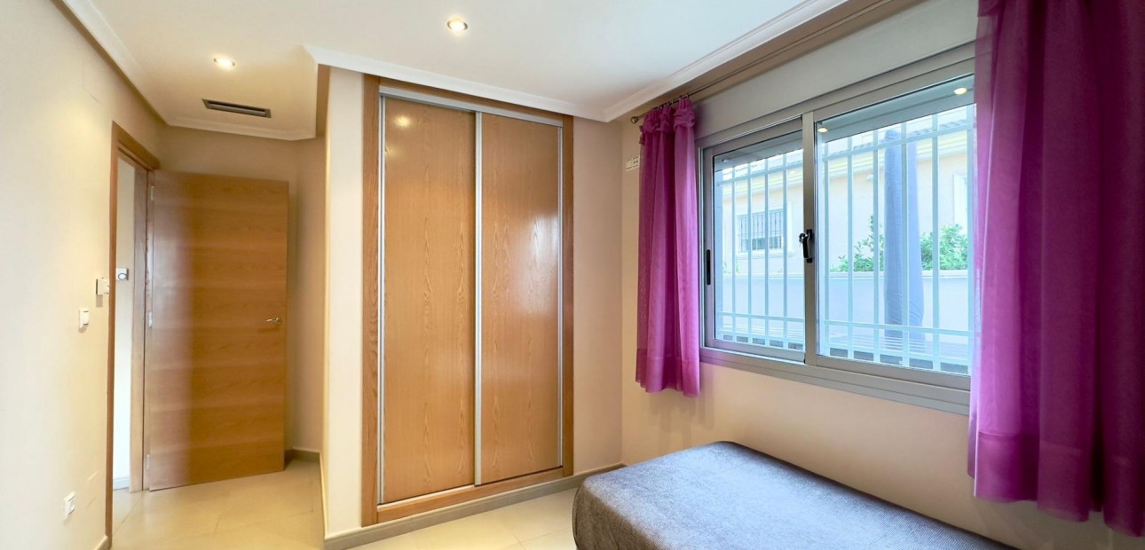 Venta - Building -
Torrevieja - Playa del cura