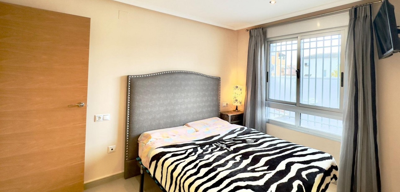 Venta - Building -
Torrevieja - Playa del cura