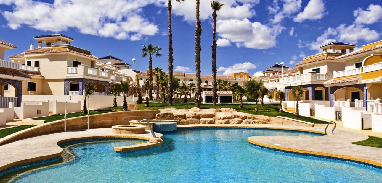 Venta - Apartamento / piso -
Ciudad Quesada - Doña Pepa