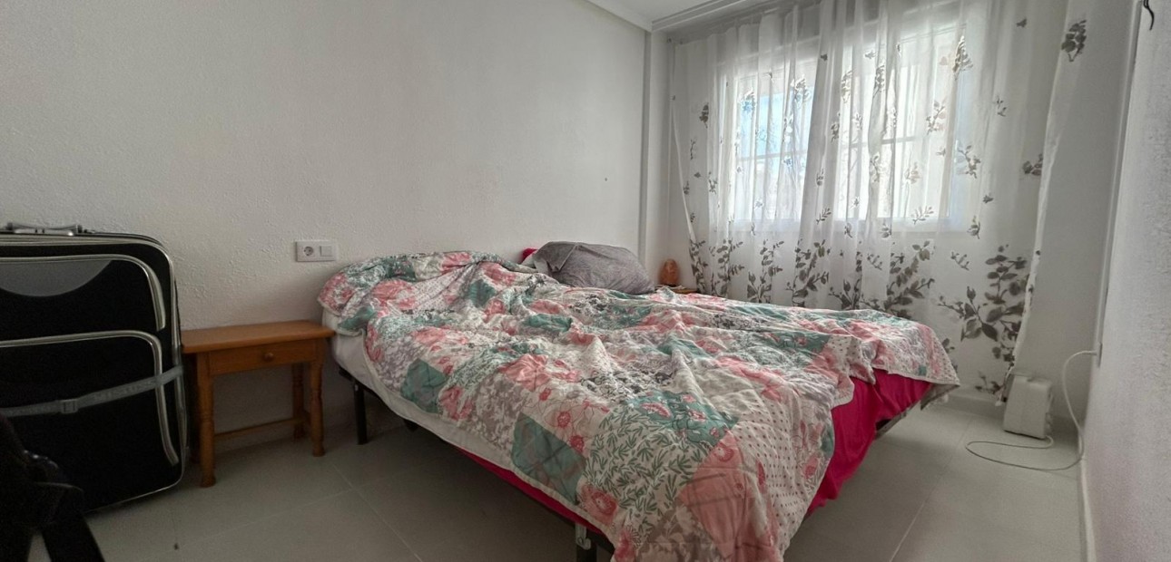 Venta - Apartamento / piso -
Torrevieja - Playa del cura